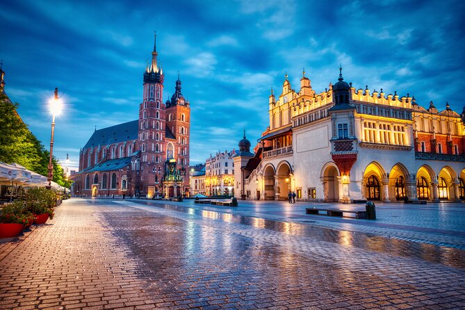 2-Hour City Walking Tour in Creepy Krakow - Key points to know before booking
