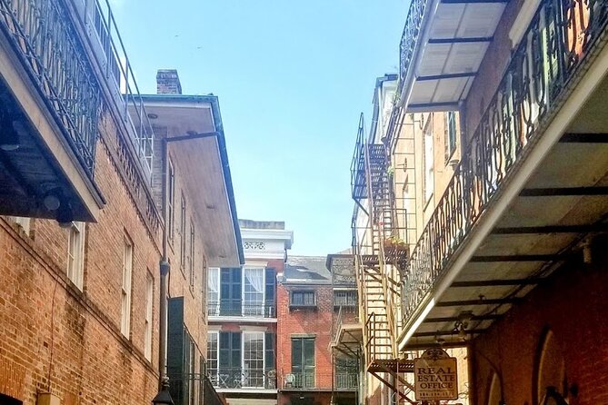 2-Hour French Quarter Ghost Walking Tour in New Orleans - Starting at 8 p.m. on St. Louis Street