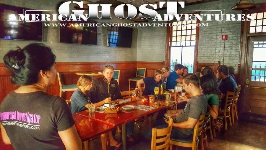 2 Hour Investigative Walking Ghost Tour of Downtown Orlando - Key points at a glance