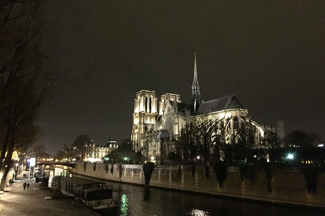 A City of Shadows: Dark Tales of Paris by Night - Key things to know before you book