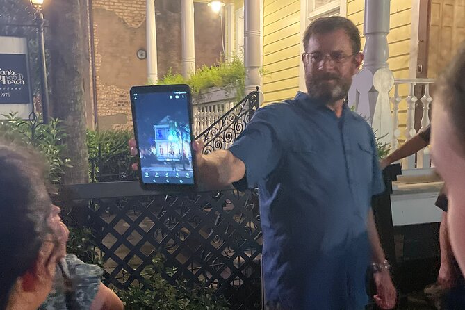 A Ghost Tour with 10 ORIGINAL Stories AND Equipment! - Washington Square and the final story