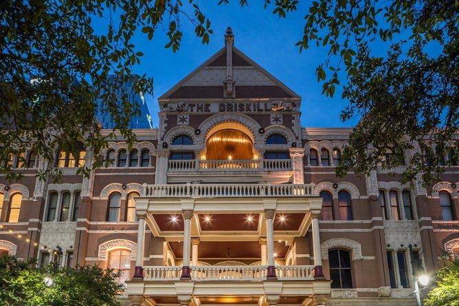 A Spooky Ghost Hunt in Austin - Timing, walking, and practical planning