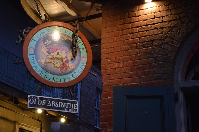 Adults Only Haunted Pub Crawl in New Orleans - May Baily’s Place and the final drink