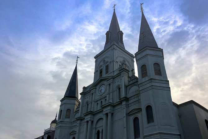 Adults Only Haunted Pub Crawl in New Orleans - Jackson Square and the city’s darkest opening chapter