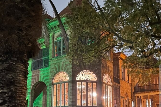 Al's Ghost tour : a small group experience - Walking through Old Galveston’s darker past