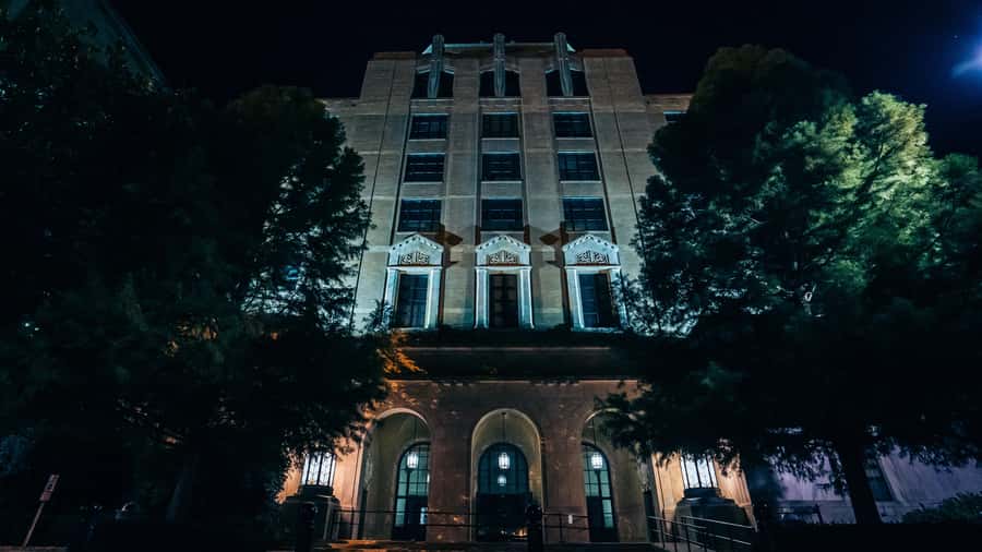 Asheville Terrors: Blue Ridge Haunted Walking Tour - Battery Park Hotel and Angry Energy