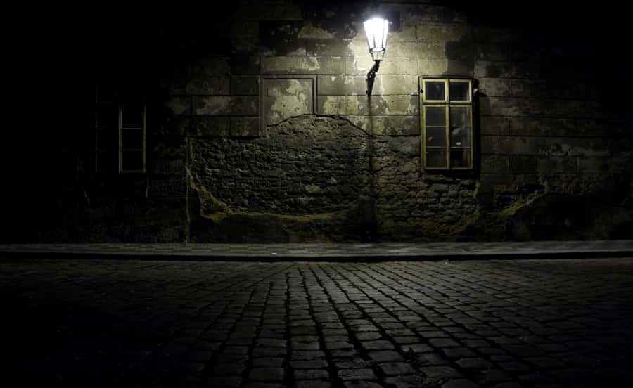 Austin: Family-Friendly Ghosts of Austin Tour - Starting at 101 E 11th Street by the Capitol