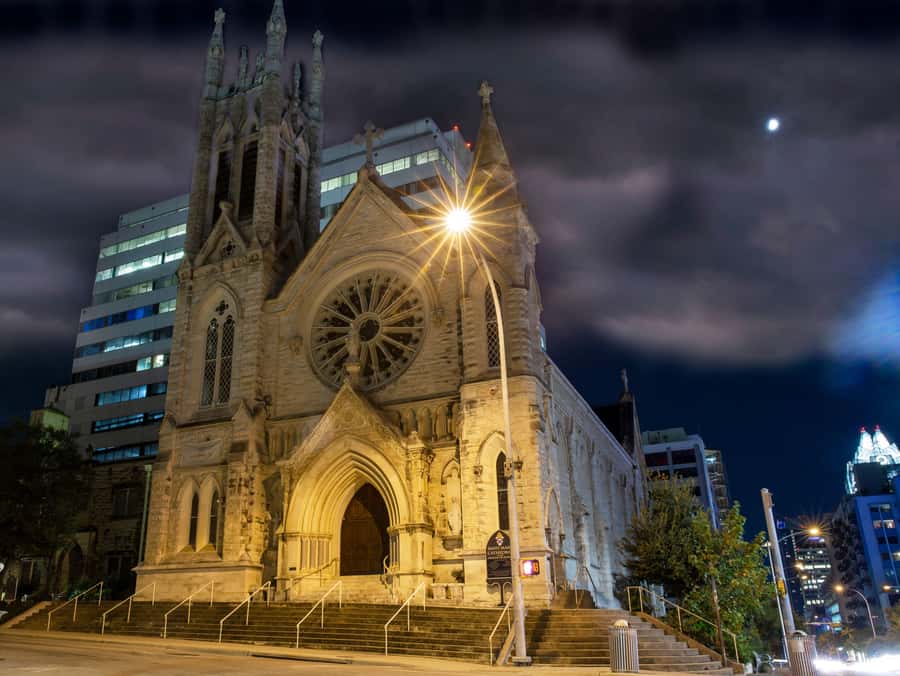 Austin Ghosts Spirits & Poltergeists Haunted Walking Tour - Weather, clothing, and practical comfort