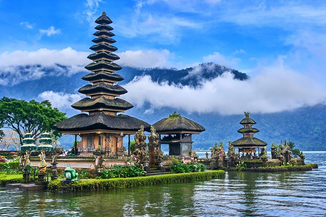 Bali Ghost Tour: The Biggest Abandoned Hotel in Bali - Why the abandoned Bedugul Hotel is worth the trip