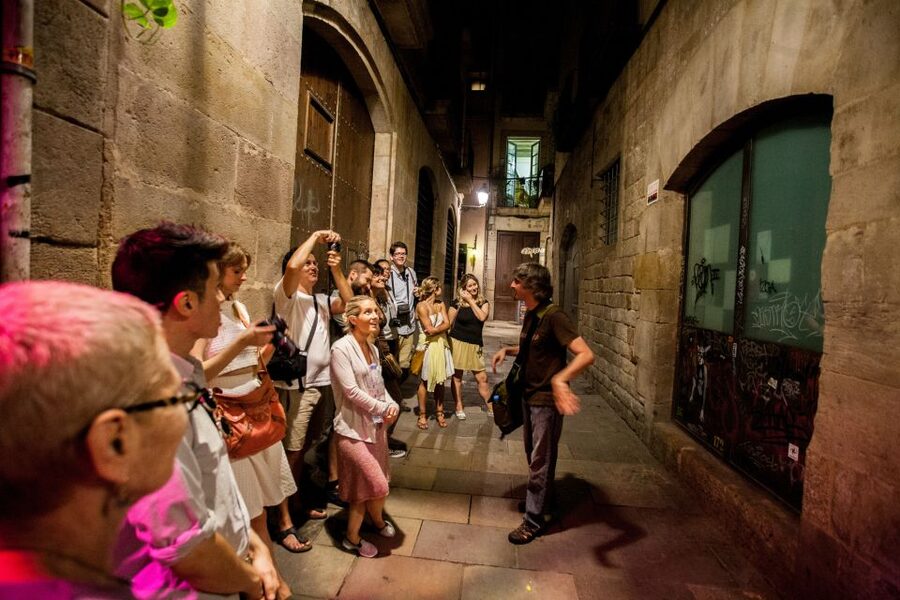 Barcelona: Dark History Night Walking Tour - The life of Barcelona’s executioner