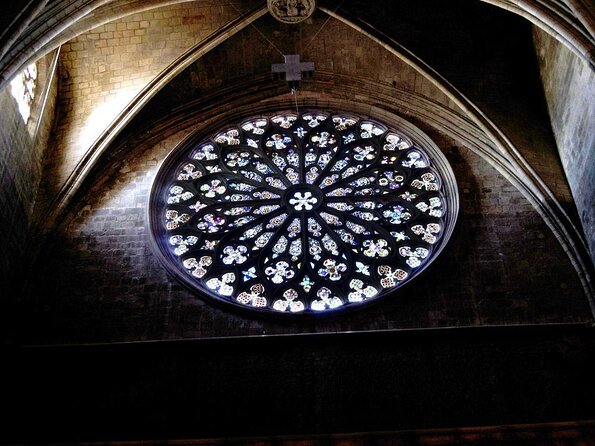 Barcelona Dark History Night Walking Tour With Drinks - Starting beside Santa Maria del Mar at 8 pm