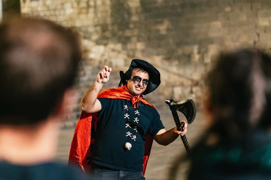 Barcelona: Gothic Quarter Ghosts and Legends Walking Tour - What the stories actually cover