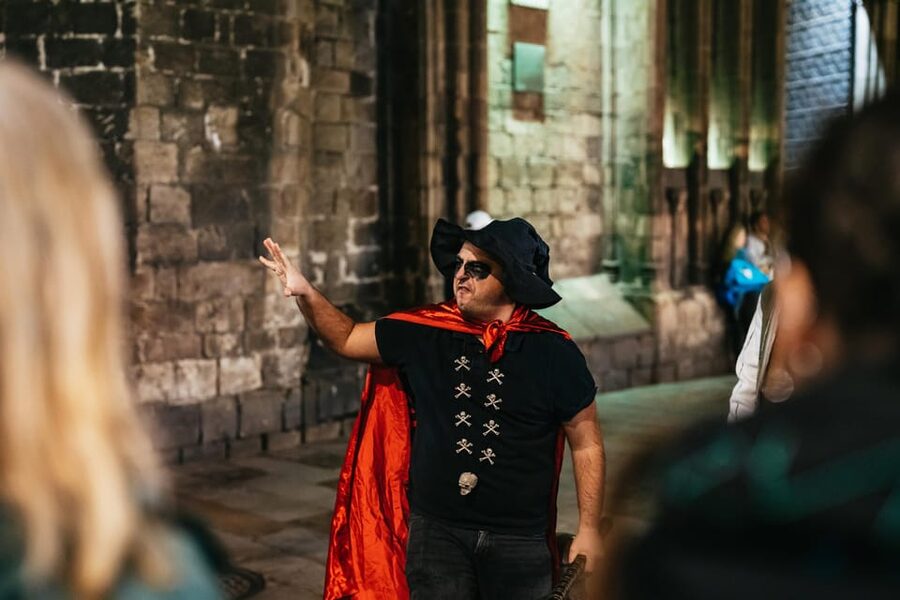 Barcelona: Gothic Quarter Ghosts and Legends Walking Tour - Who will enjoy this walk?