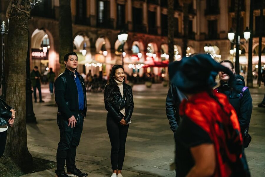 Barcelona: Gothic Quarter Ghosts and Legends Walking Tour - Booking tips for a smoother evening