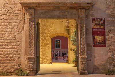 Barcelona’s Dark History Night Tour