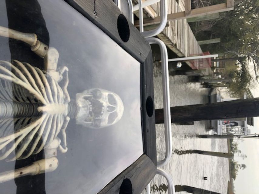 Bay Saint Louis, MS: The Haunted Bayou Cruise - The music, campfire, and theatrical mood