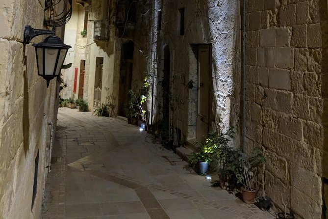 Birgu (Vittoriosa) Ghost and Crime Tour - Following Birgu’s stories instead of a map
