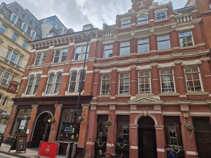 Birmingham Ghost Walk & Dark History - What Spooky Jo brings to the walk