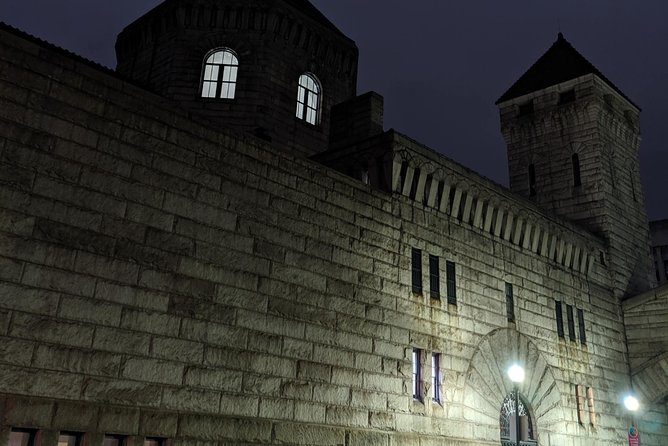 Black & Ghost Tour - The Allegheny County Juvenile Court and movie connections