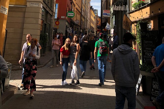 Bloody Stockholm 2h - ghosts, horror and Dark Folklore Tour - Stortorget and the memory of executions