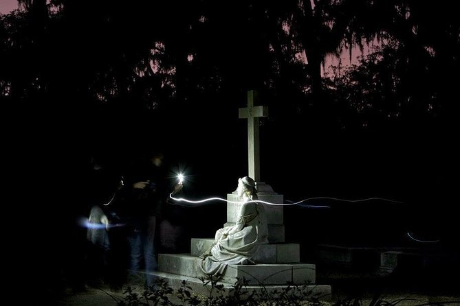 Bonaventure Cemetery's Secret Society Ghost Tour - A ghost tour with a history-first approach