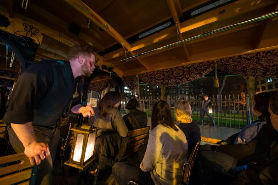 Boston: 1.5-Hour Ghosts and Gravestones Tour - Who should book this tour?