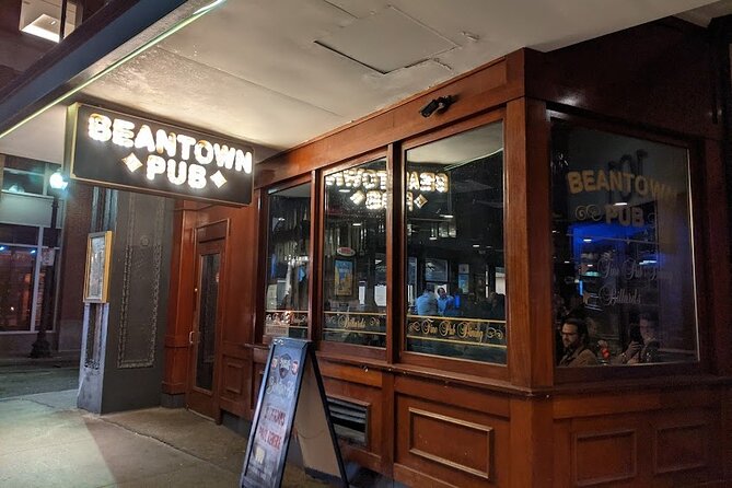 Boston Ghosts Boos and Brews Haunted Pub Crawl - The guides make more difference than the route