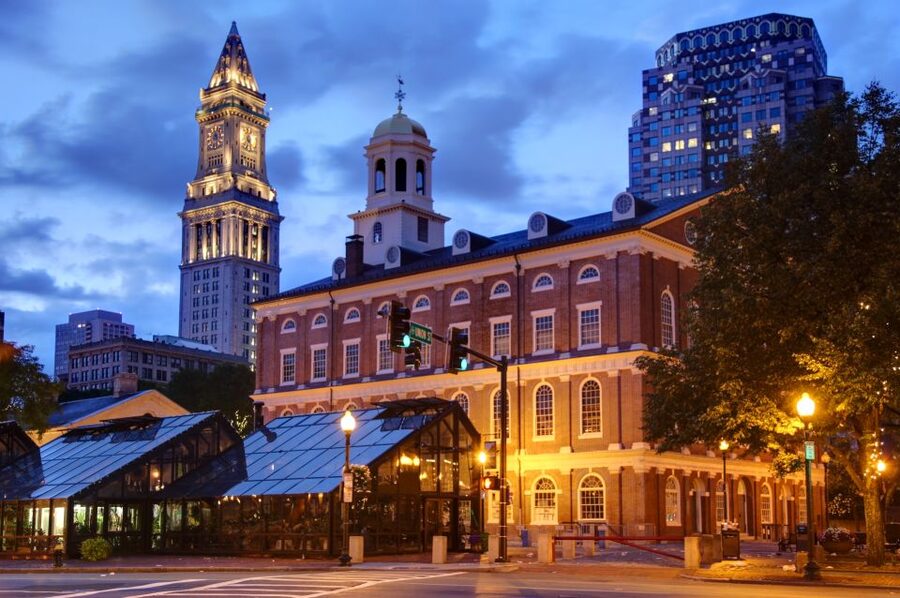 Boston: Haunted Pub Crawl of Historic Pubs and Taverns - Boston sights beyond the bars