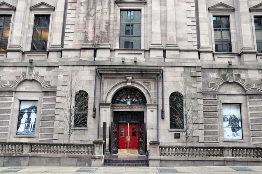 Boston: The Ghosts of Boston Tour - Boston’s Haunted Past Starts at King’s Chapel