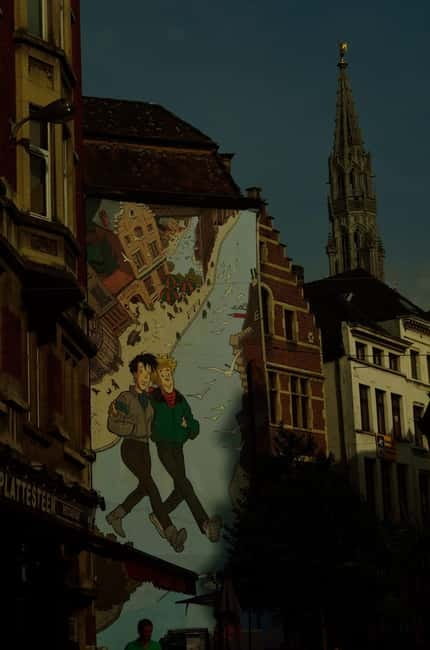 Brussels: 2-Hour Dark Side of Brussels Private Tour - Key points to know before you book