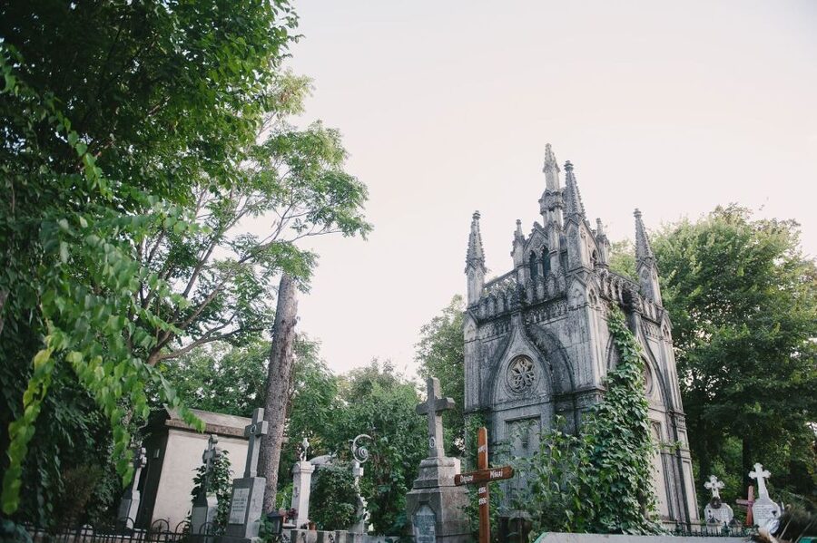 Bucharest: 3-Hour Dark History Tour with a Local - What the $55 price gets you