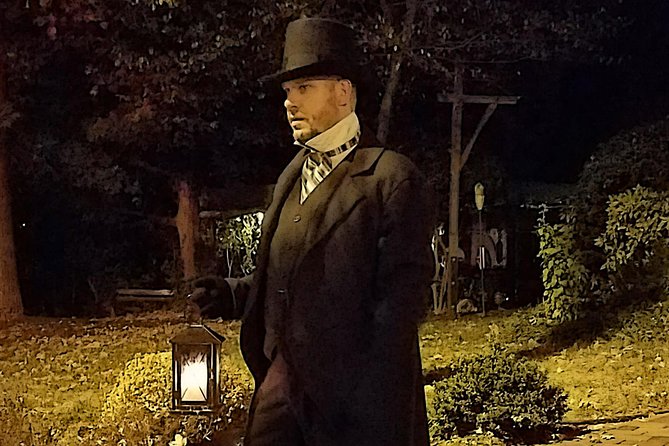 Carolina History & Haunts Winston-Salem Historical Ghost Tour - A candlelit introduction to Winston-Salem