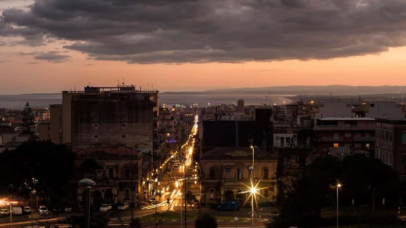 Catania Ghost Tour: Legends and Tastings Under Mount Etna - A spooky introduction to Catania after sunset