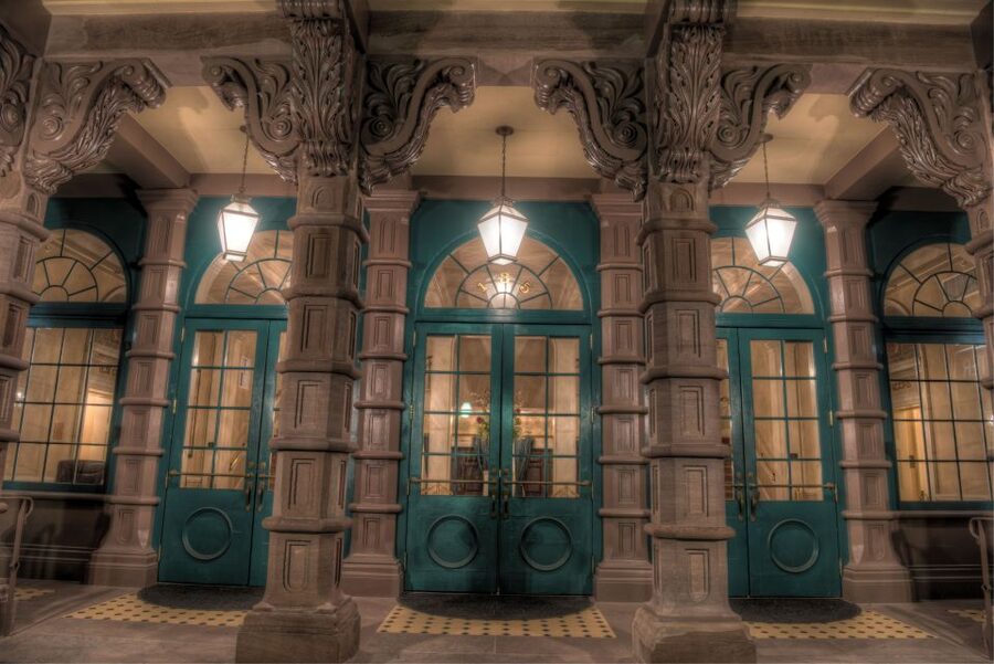 Charleston: Death and Depravity Ghost Walking Tour - Is $34 fair for 90 minutes?