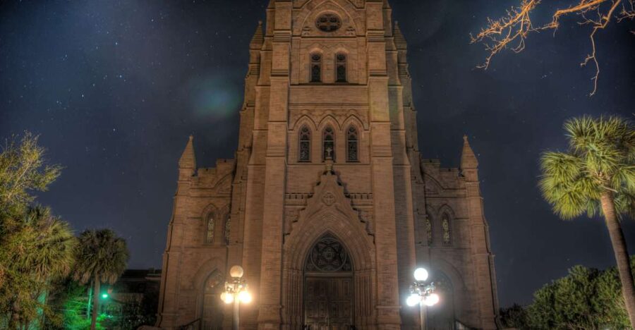 Charleston: Death and Depravity Ghost Walking Tour - Accessibility, age limits, and practical comfort