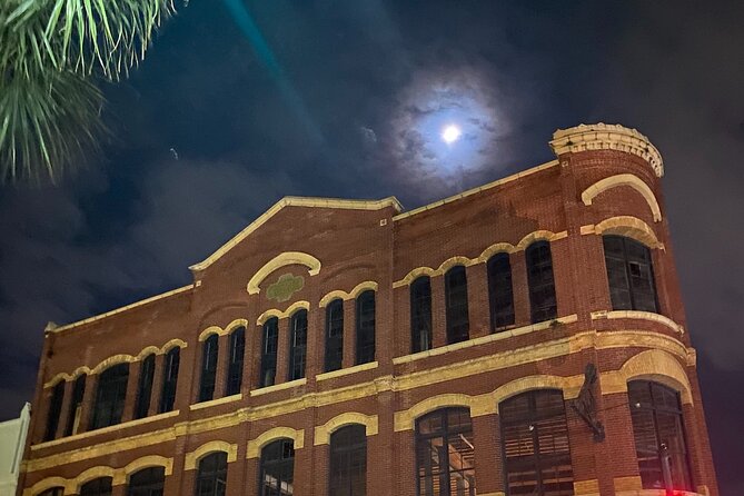 Charleston Ghosts of Liberty Guided Walking Tour - Why the Old Exchange gives the tour its bite