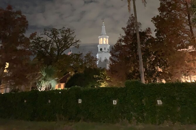 Charleston Haunted Pub Crawl - Is the walk good for a date night?