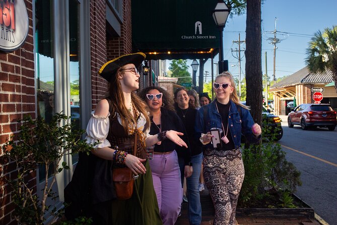 Charleston Nightmares and Nightcaps Ghost Walking Tour - Circular Congregational Church and its graveyard