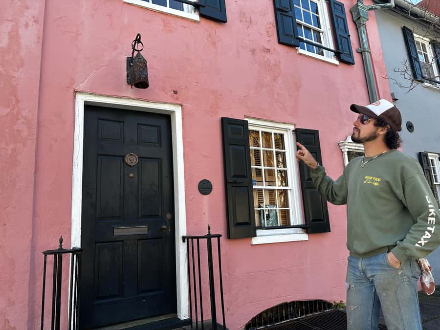 Charleston: Pirates and Ghosts Guided Walking Tour - Walking Charleston’s old streets and alleys