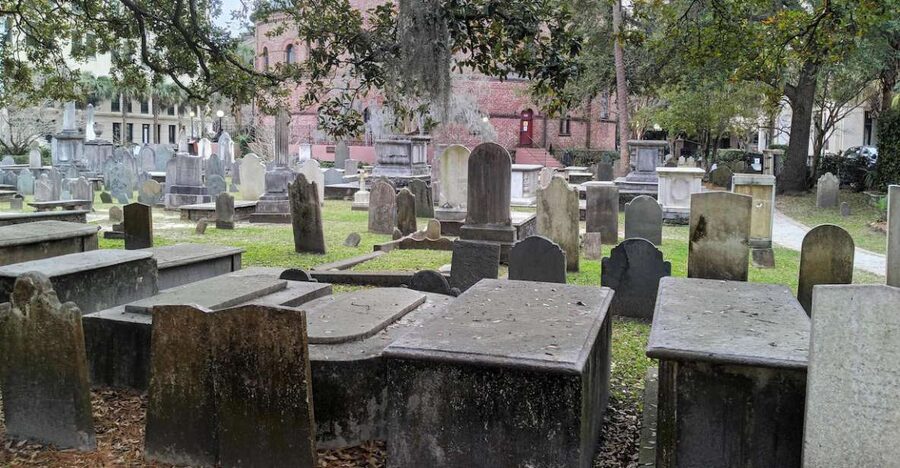 Charleston: Small-Group Ghost Walking Tour at Night - Key points to know before you book