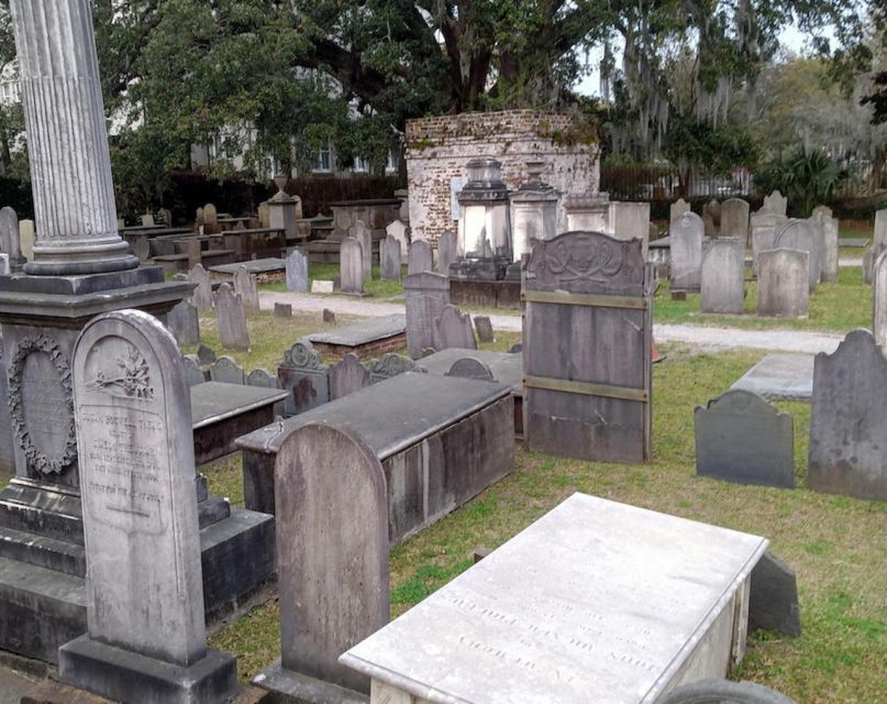 Charleston: Small-Group Ghost Walking Tour at Night - Judge Trott’s 1709 house and the pirate curse