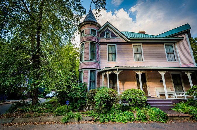 Charlotte Ghost Walking Tour - Smartphone guided audio/gps Tour at your own pace - McNinch House Restaurant and the story of Mattie