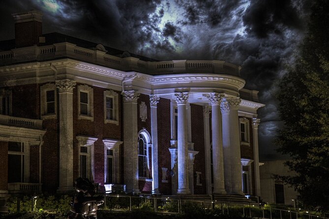 Chattanooga Crypts and Chills Ghost Tour - The guides can shape the whole evening