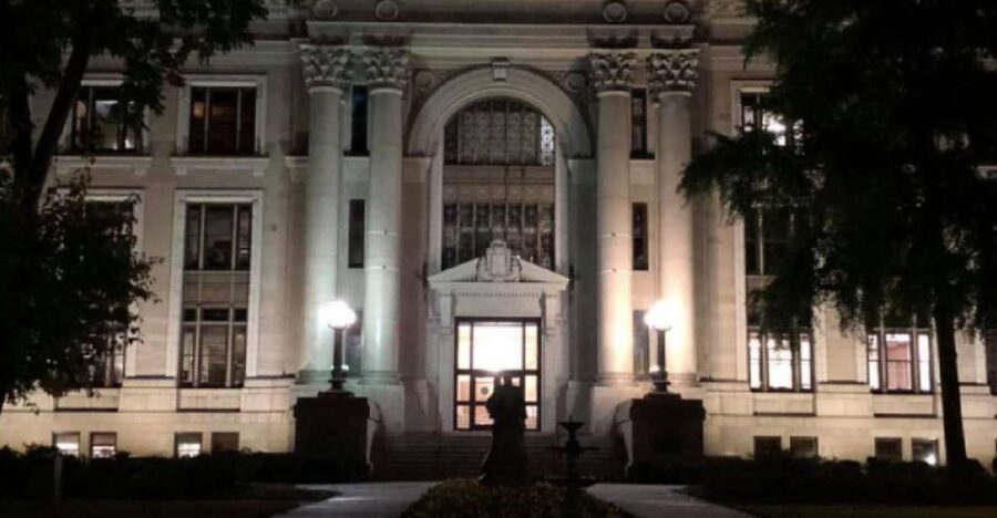Chattanooga: Guided Ghost Walking Tour - Chattanooga’s dark past, told on foot