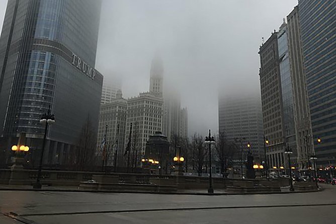 Chicago: Gangsters and Ghosts Walking Tour - What the guides do best