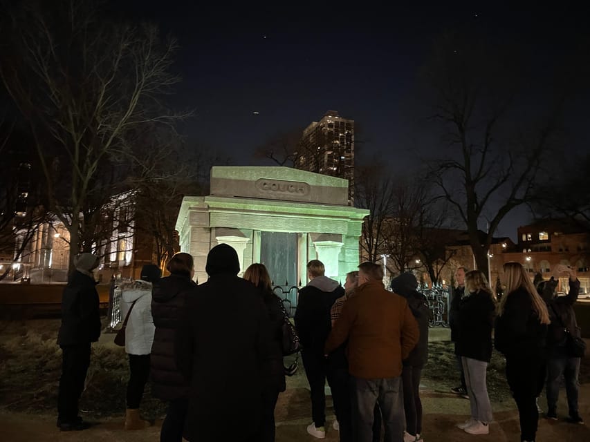 Chicago: Ghost Bus Tour of Haunted Locations - Congress Plaza Hotel: a fitting starting point