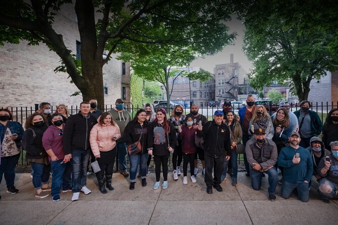 Chicago Hauntings Original Ghost Bus Tour - Couch Mausoleum and the Chicago History Museum
