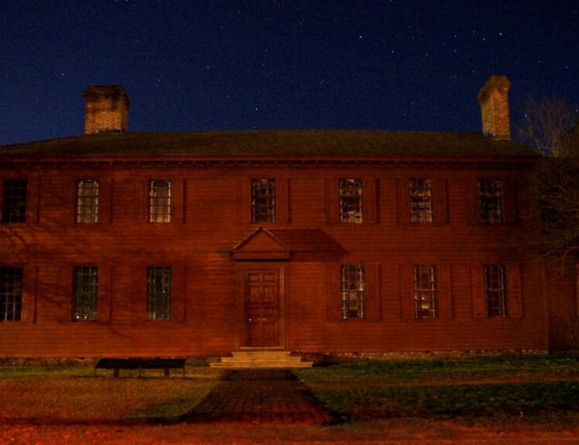 Colonial Ghosts: Ghostly Whispers of Williamsburg Ghost Tour - Who will enjoy this Williamsburg ghost walk?