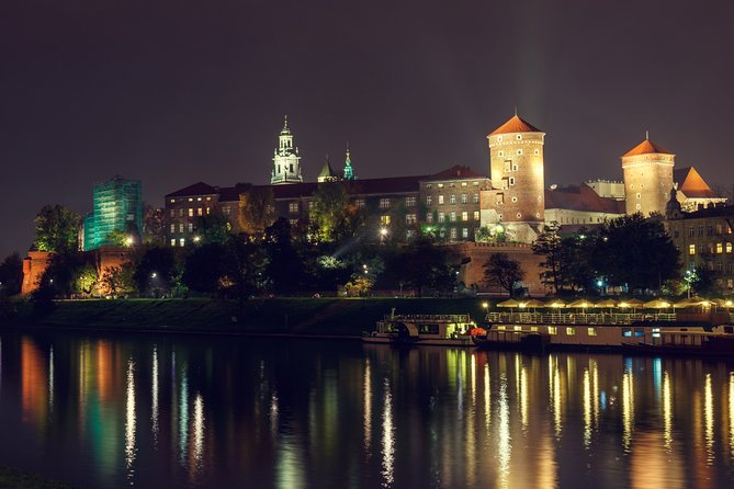 Creepy Krakow City Walking Tour - What the guides bring to the walk