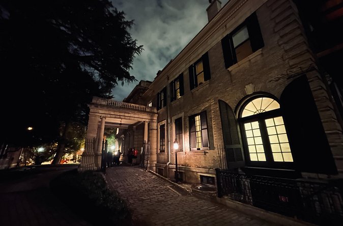 Creepy Tales on Campus Ghost Tour - Scott House and its unsettling legends